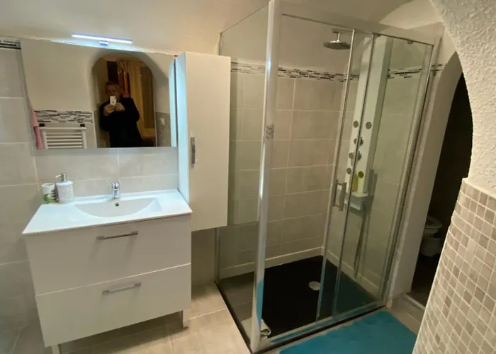 Kylie Néris-les-Bains